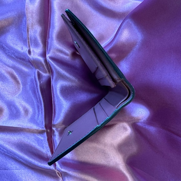 Authentic GG Supreme monogram Floral Blooms wallet pristine condition - Picture 5 of 9